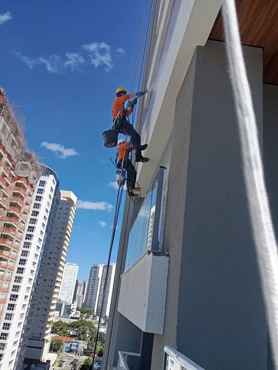 Restauração de fachada em altura